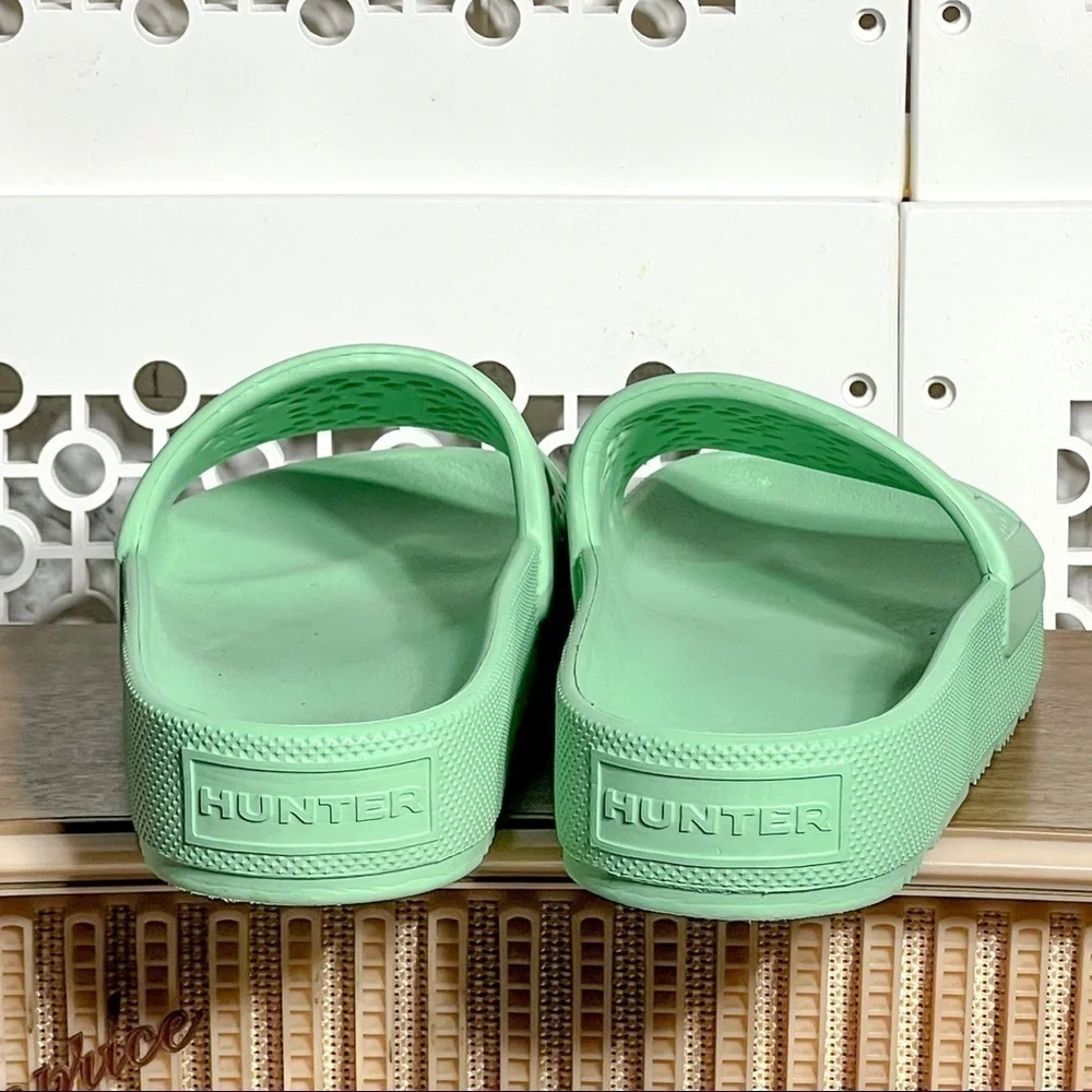 Hunter mint green slides